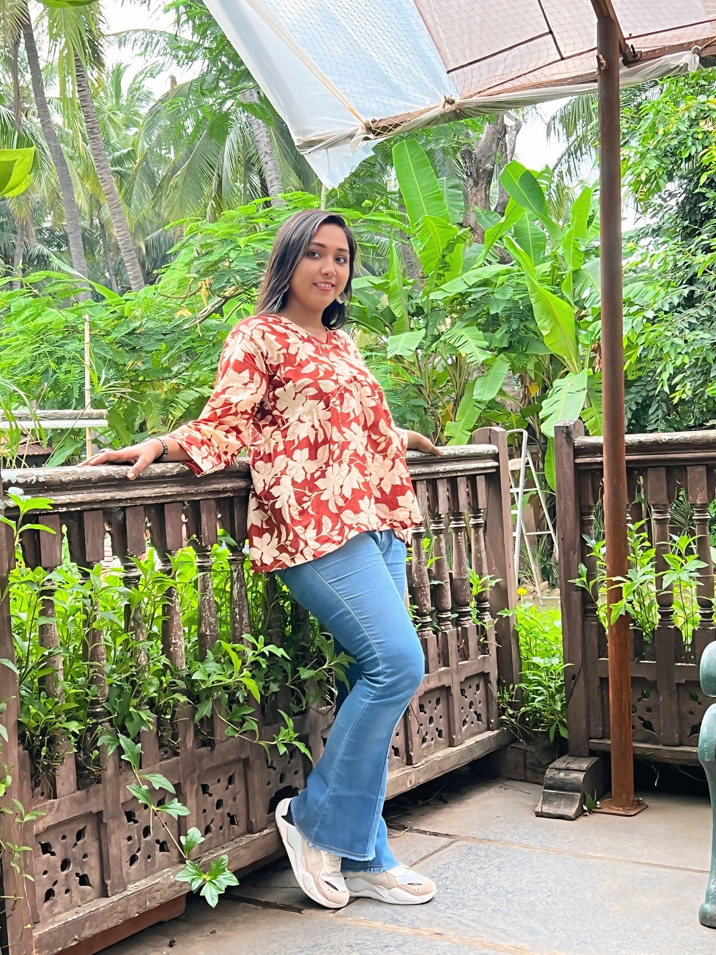 गुलनाज़ peplum Top