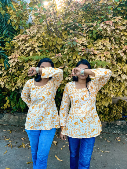 हिरणी Back Tie Bell Sleeve Top